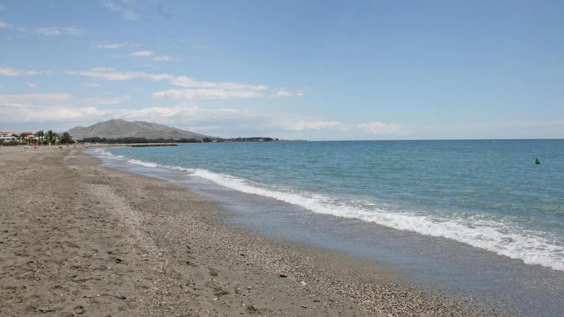 2 Bedroom Stunning Apartment In Vera Playa Media Legua