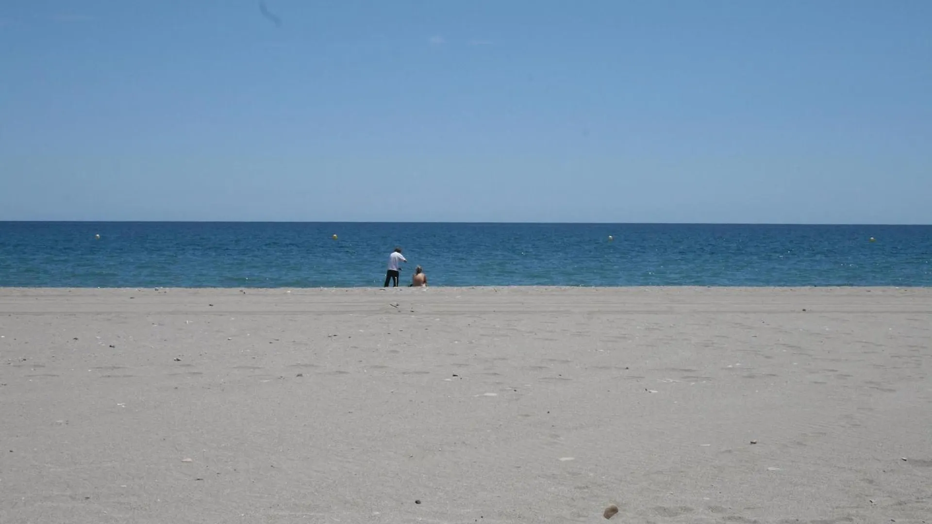 2 Bedroom Stunning Apartment In Vera Playa Media Legua